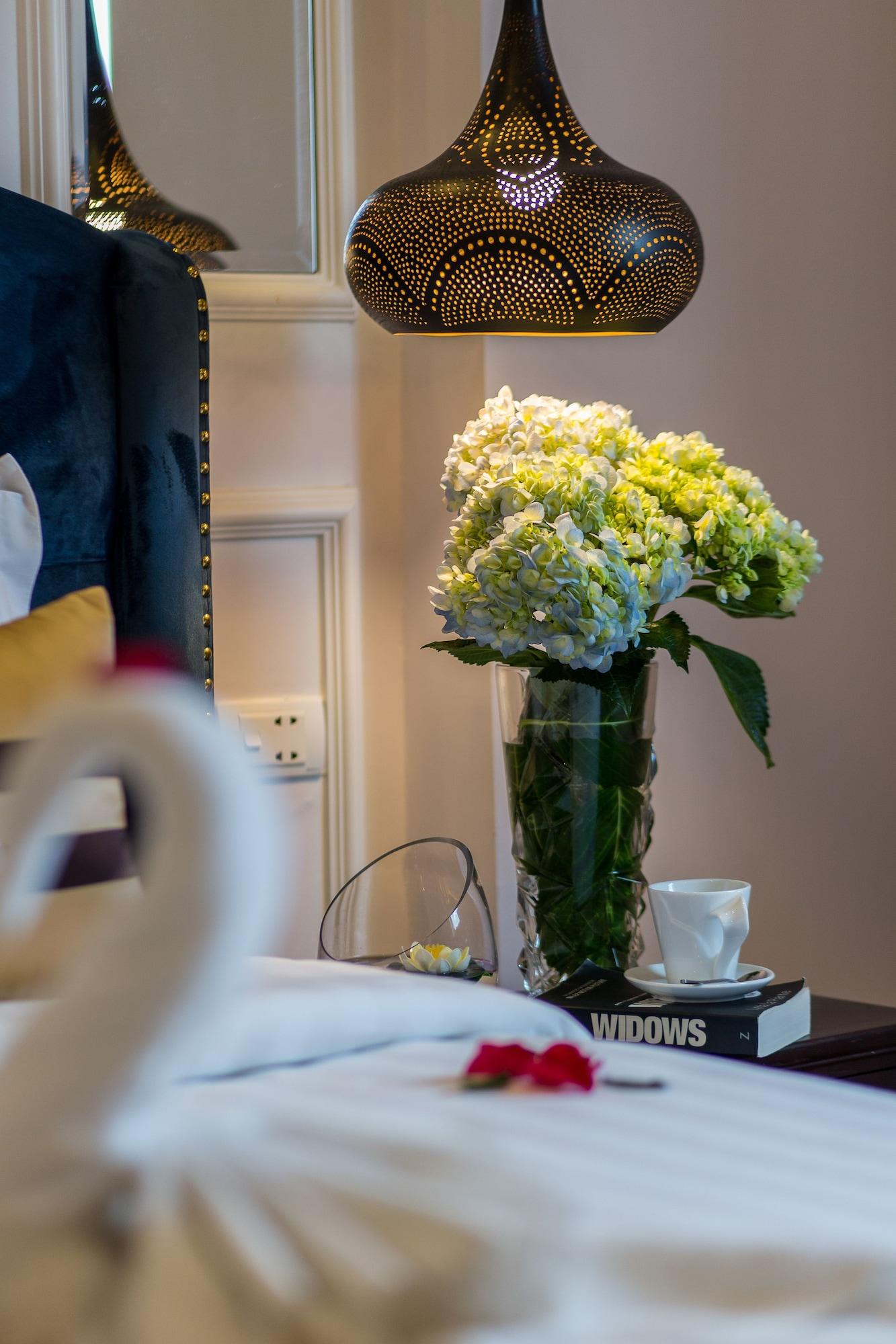 S Central Hotel And Spa Ханой Екстериор снимка