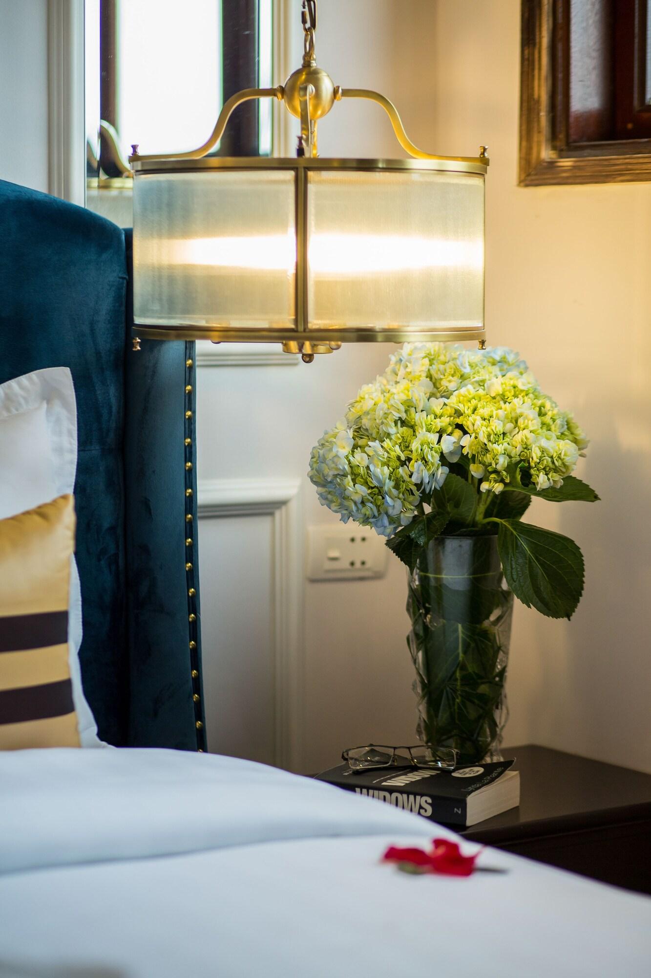 S Central Hotel And Spa Ханой Екстериор снимка