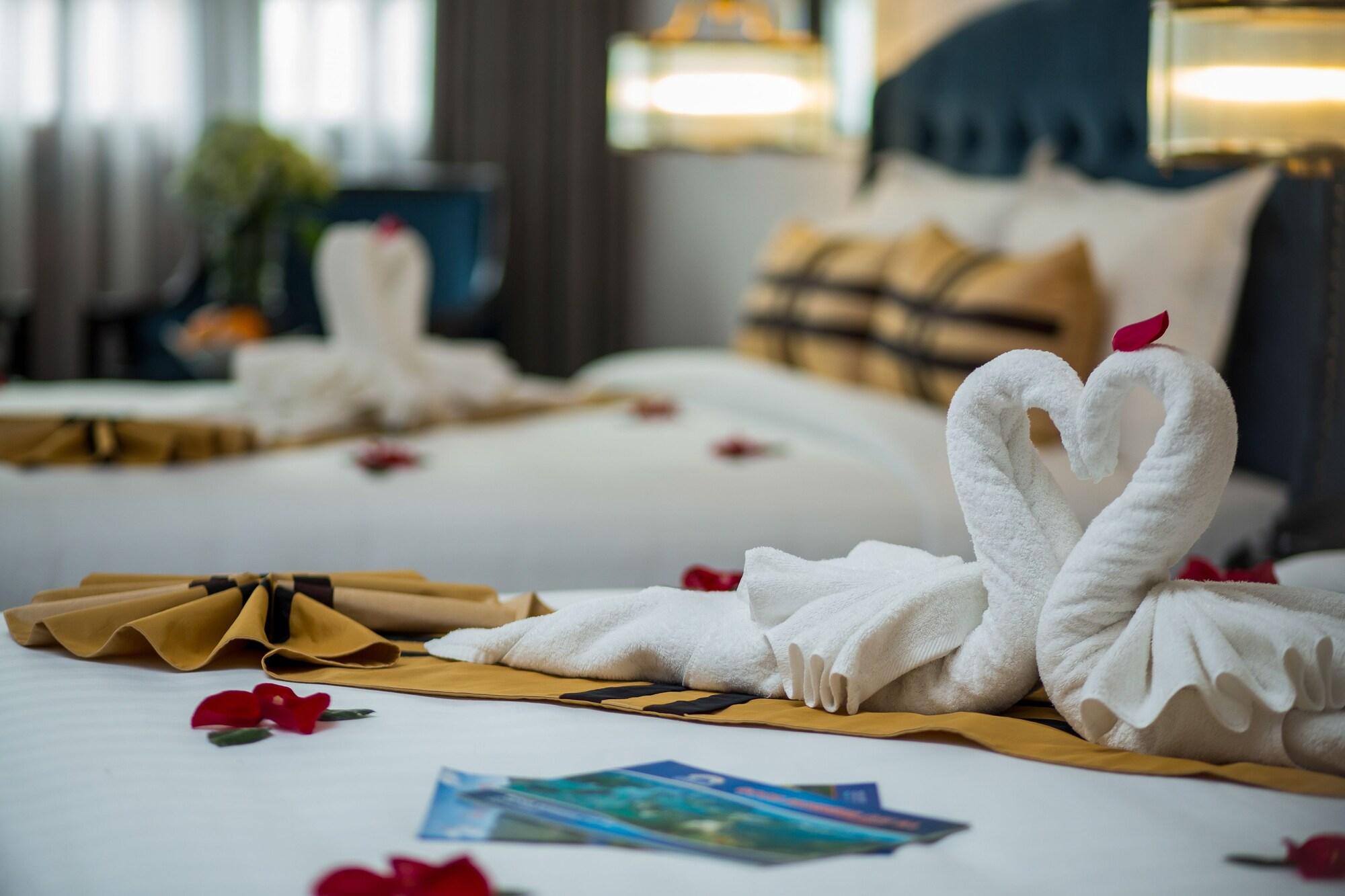 S Central Hotel And Spa Ханой Екстериор снимка